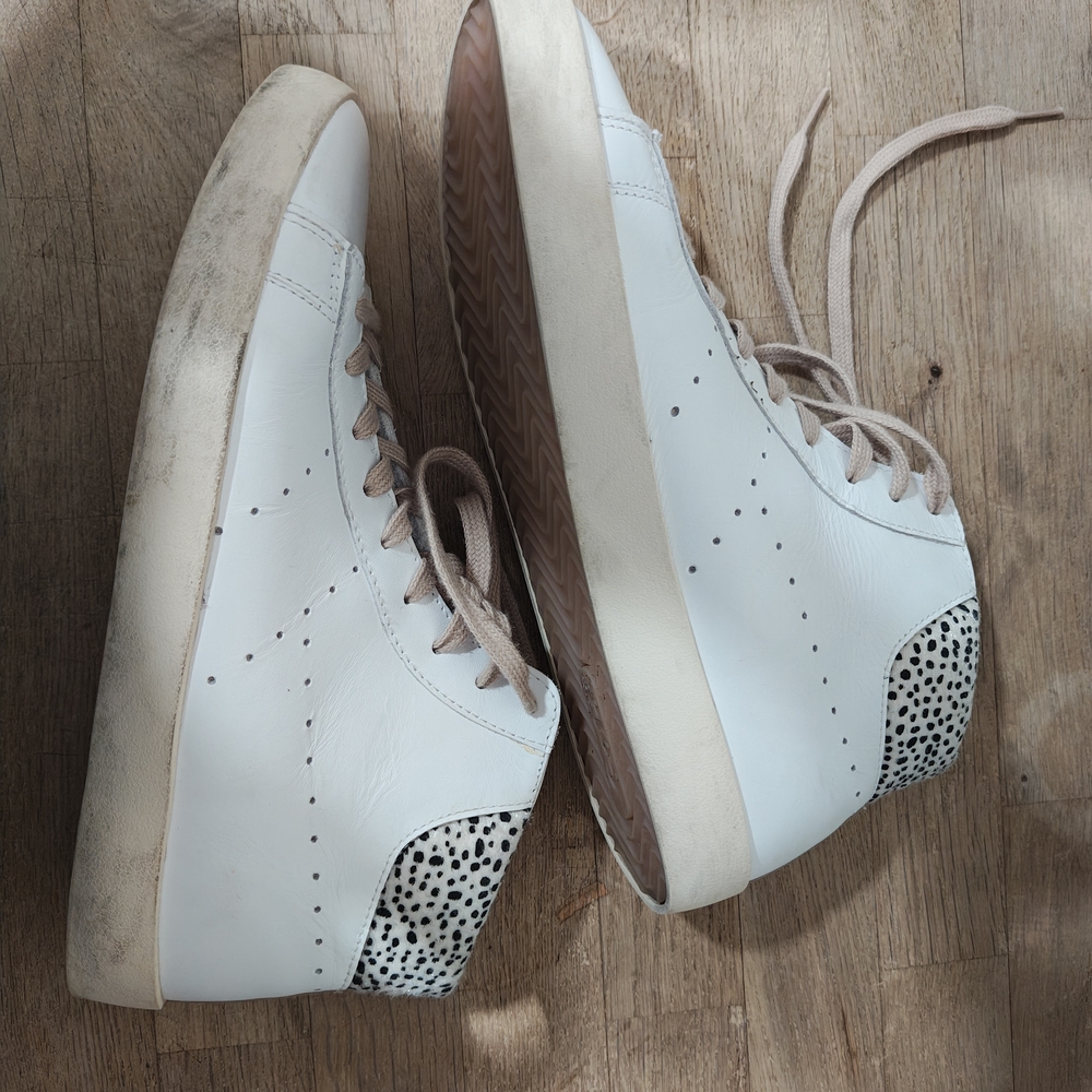 Gola Classic White and Black Women's Sneakers